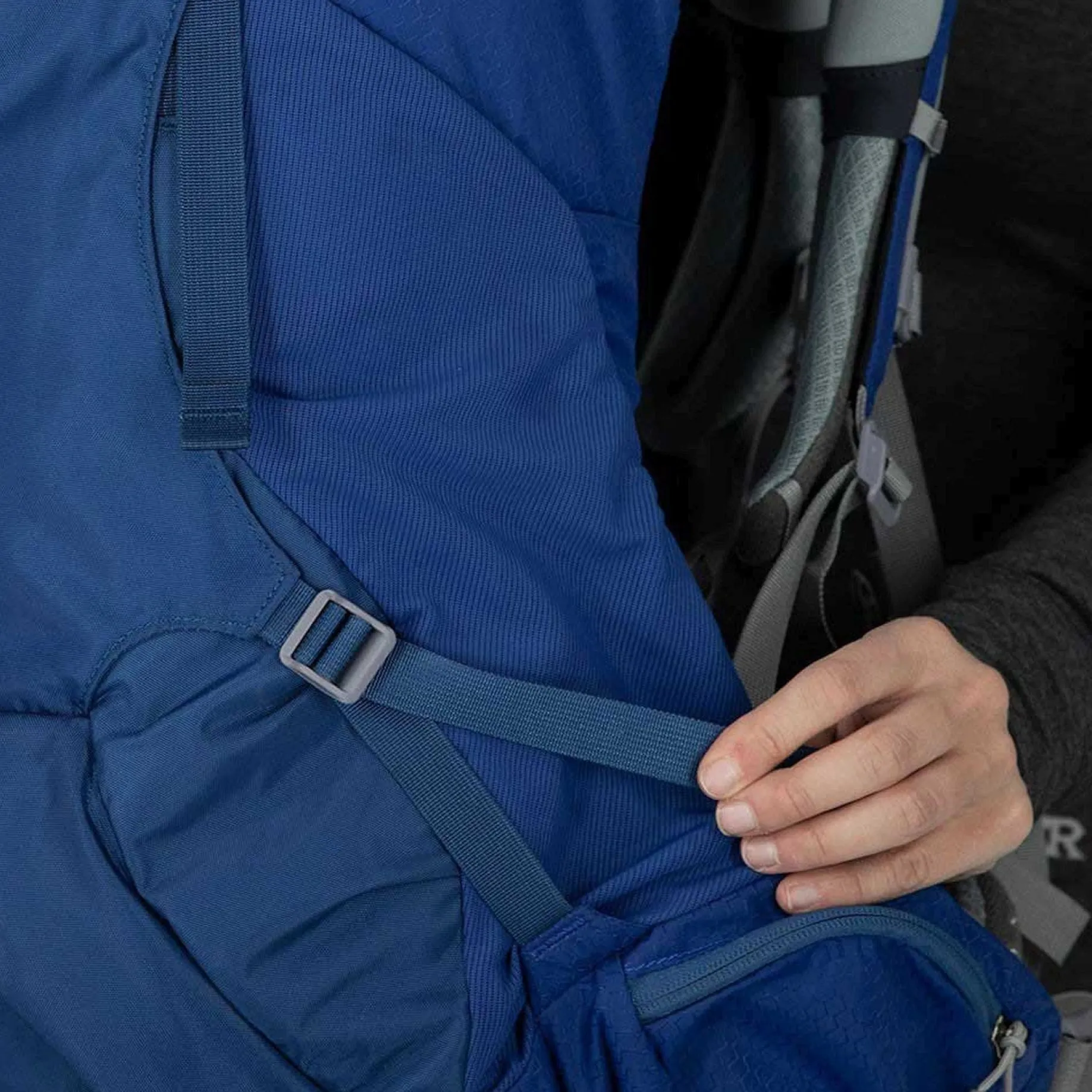 Ariel 65 Women M/L - Trekkingrucksack 75 cm (ceramic blue)