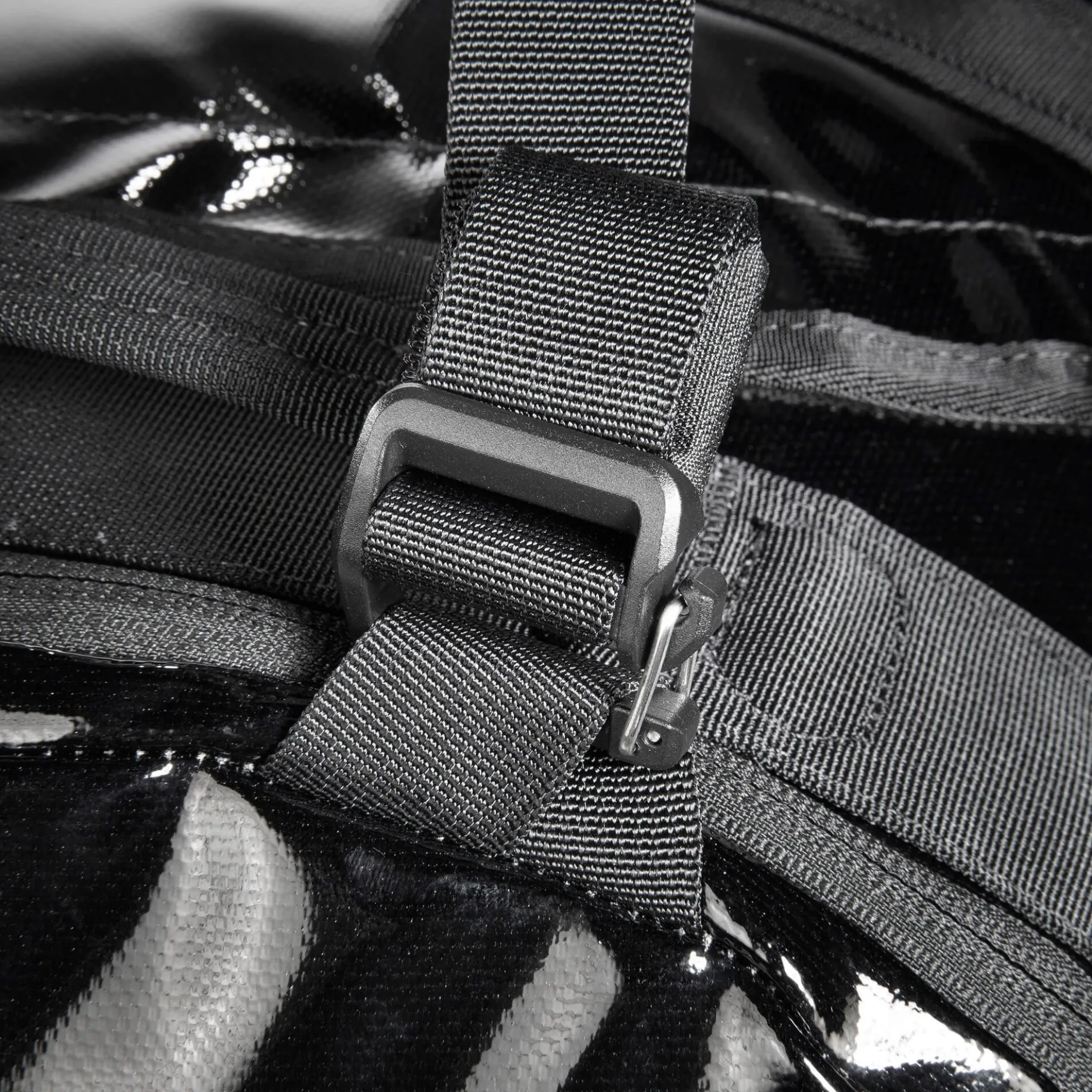 Barrel Roller 60 - Rollenreisetasche 59 cm (black)