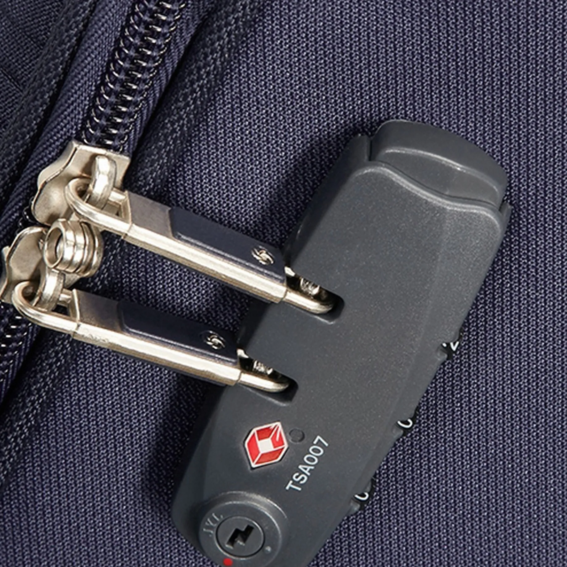Base Boost - 4-Rollen-Kabinentrolley S 55 cm (navy blue)