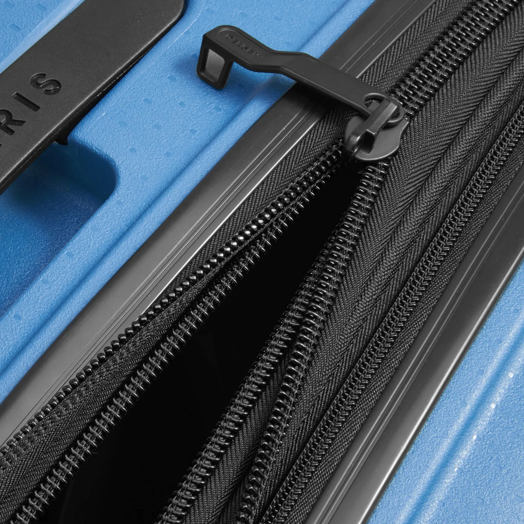Belmont Plus - 4-Rollen-Trolley recycelt 71 cm erw. (zink blau)