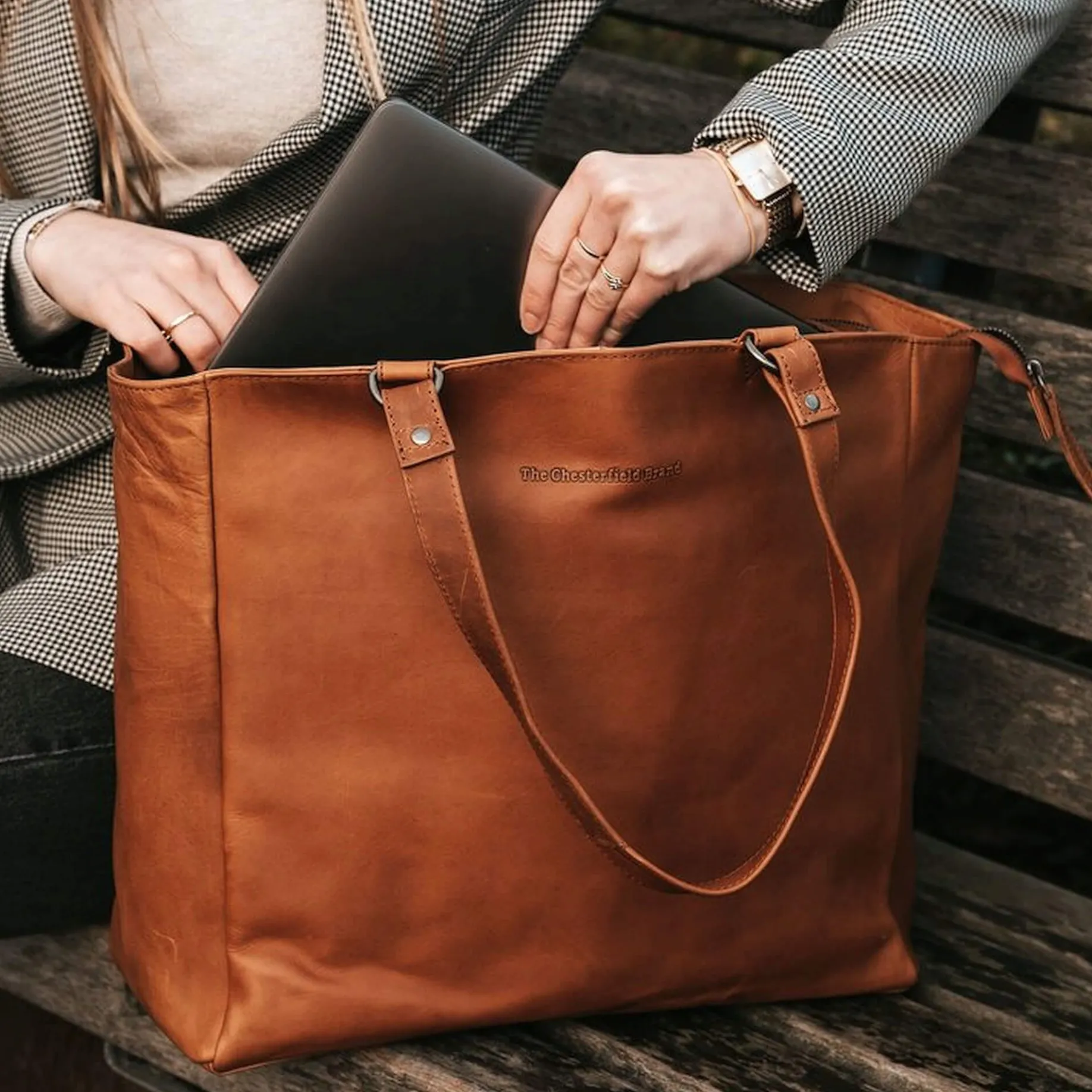 Berlin - Shopper 15.4" L Leder 28 cm (cognac)