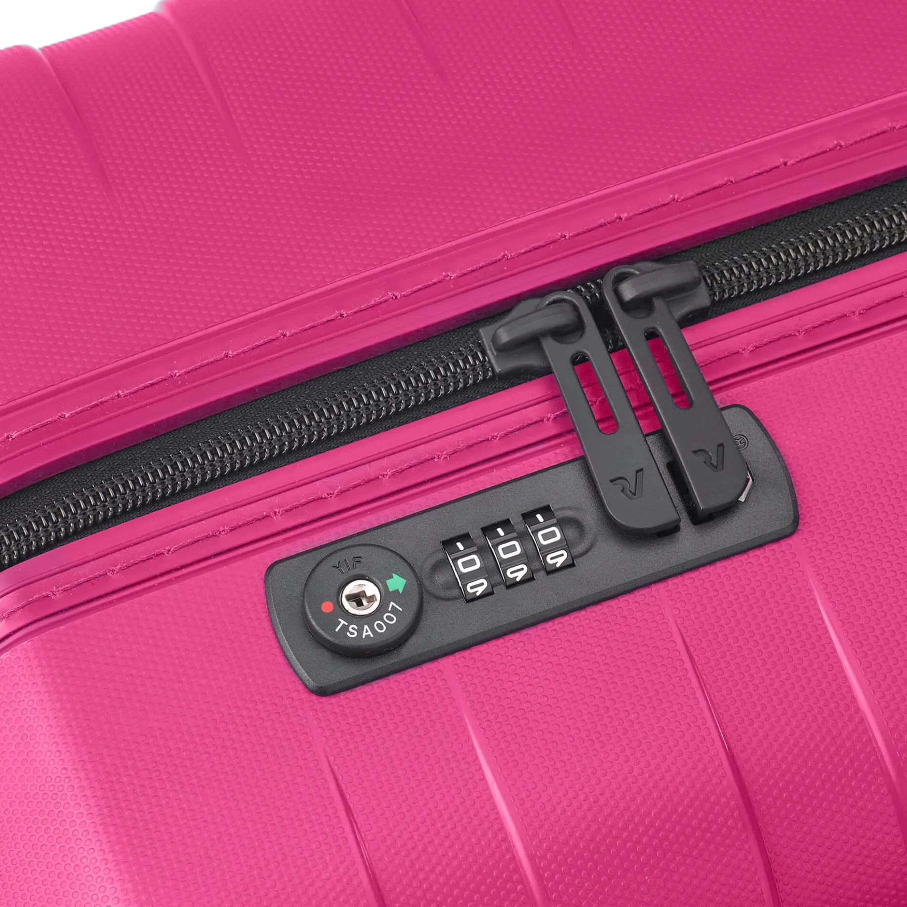 Box Sport 2.0 - 4-Rollen-Trolley M 69 cm (black/magenta)