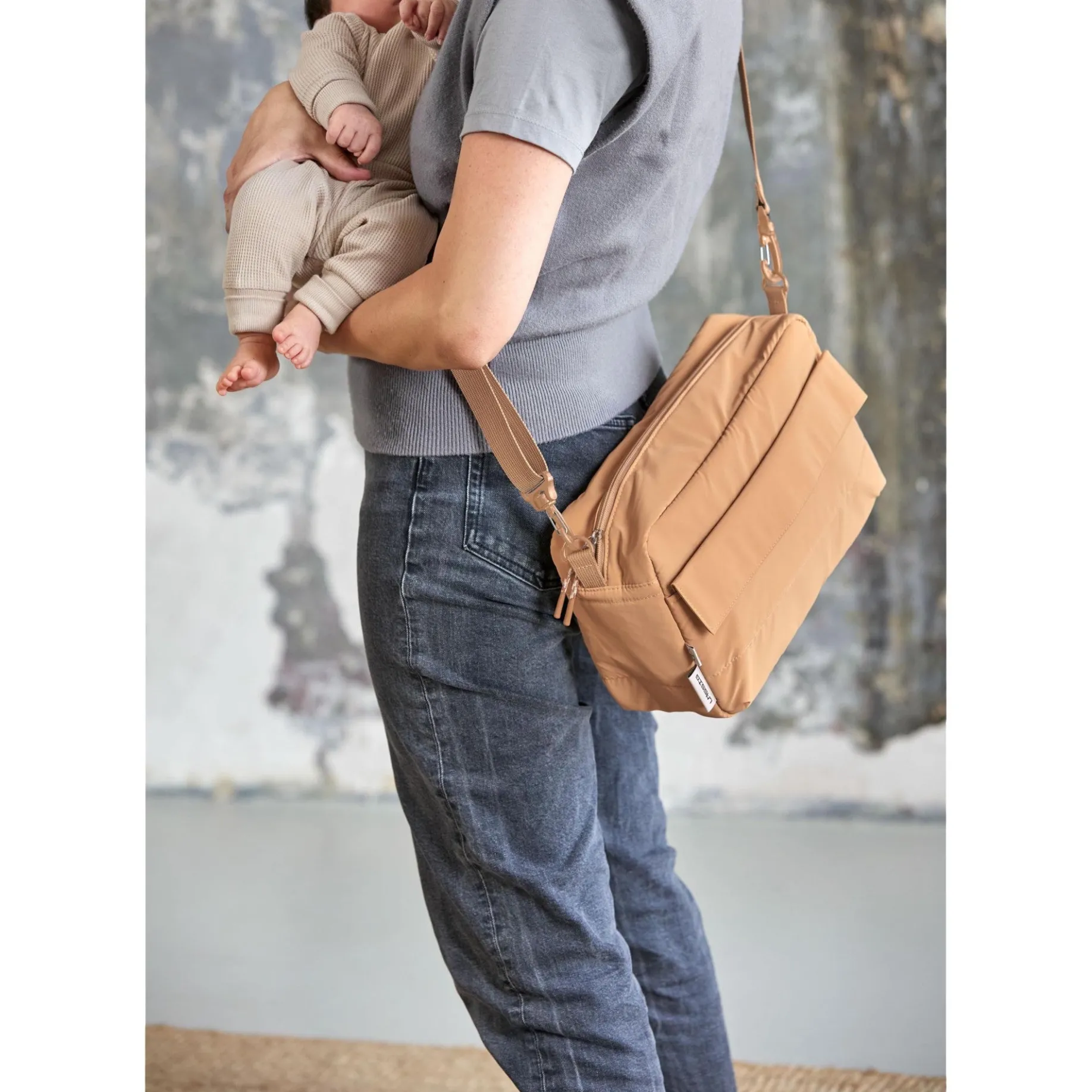 Casual Buggy Organizer Bag - Umhängetasche 32 cm (camel)