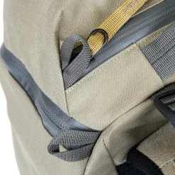 Catalyst 22 - Rucksack 16