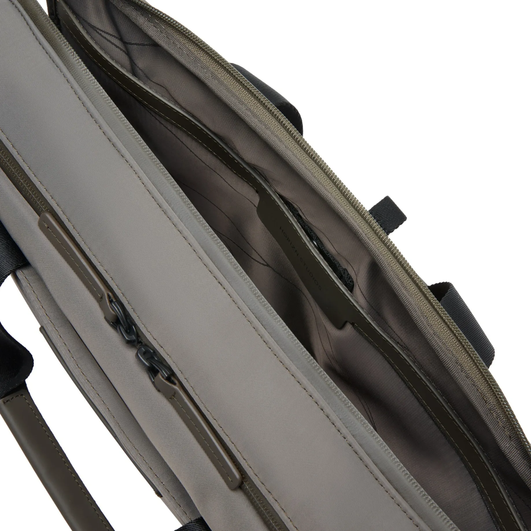 Gion - Aktentasche 15" 41 cm (dark olive)