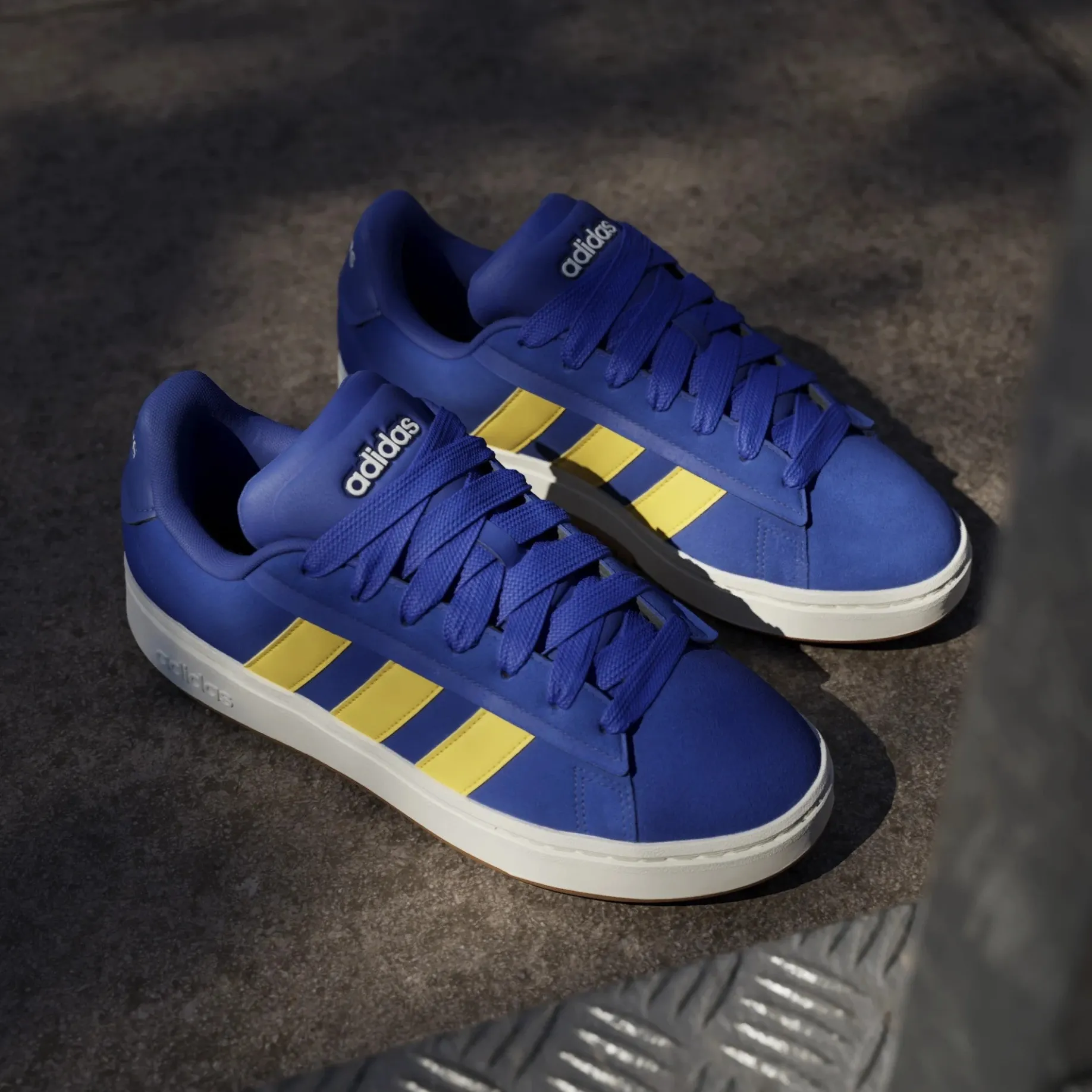 Grand Court Alpha 00s Sneaker- Schuh Men (selubl/utiyel/owhite, 38)