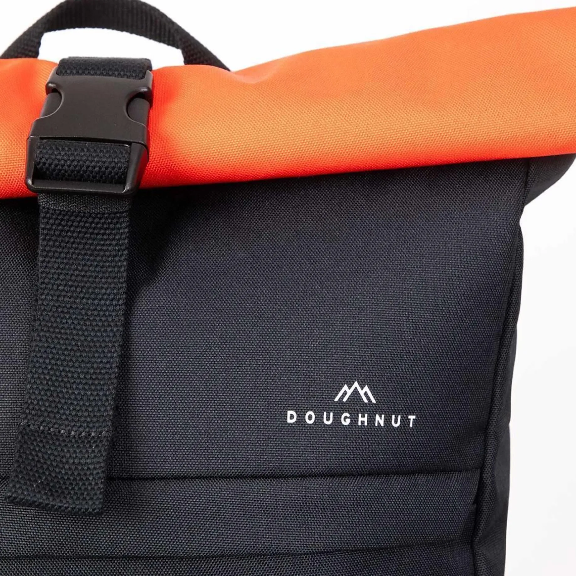 Jetpack Reborn 22 - Rolltop Rucksack 15" 68 cm erw. (schwarz x grapefruit)