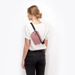 Jona Lotus - Gürteltasche 20 cm (dark rose)