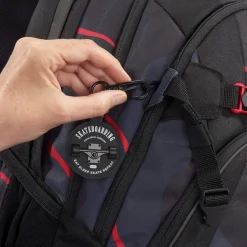 Mate - Schulrucksack 44 cm (Lava Lines)