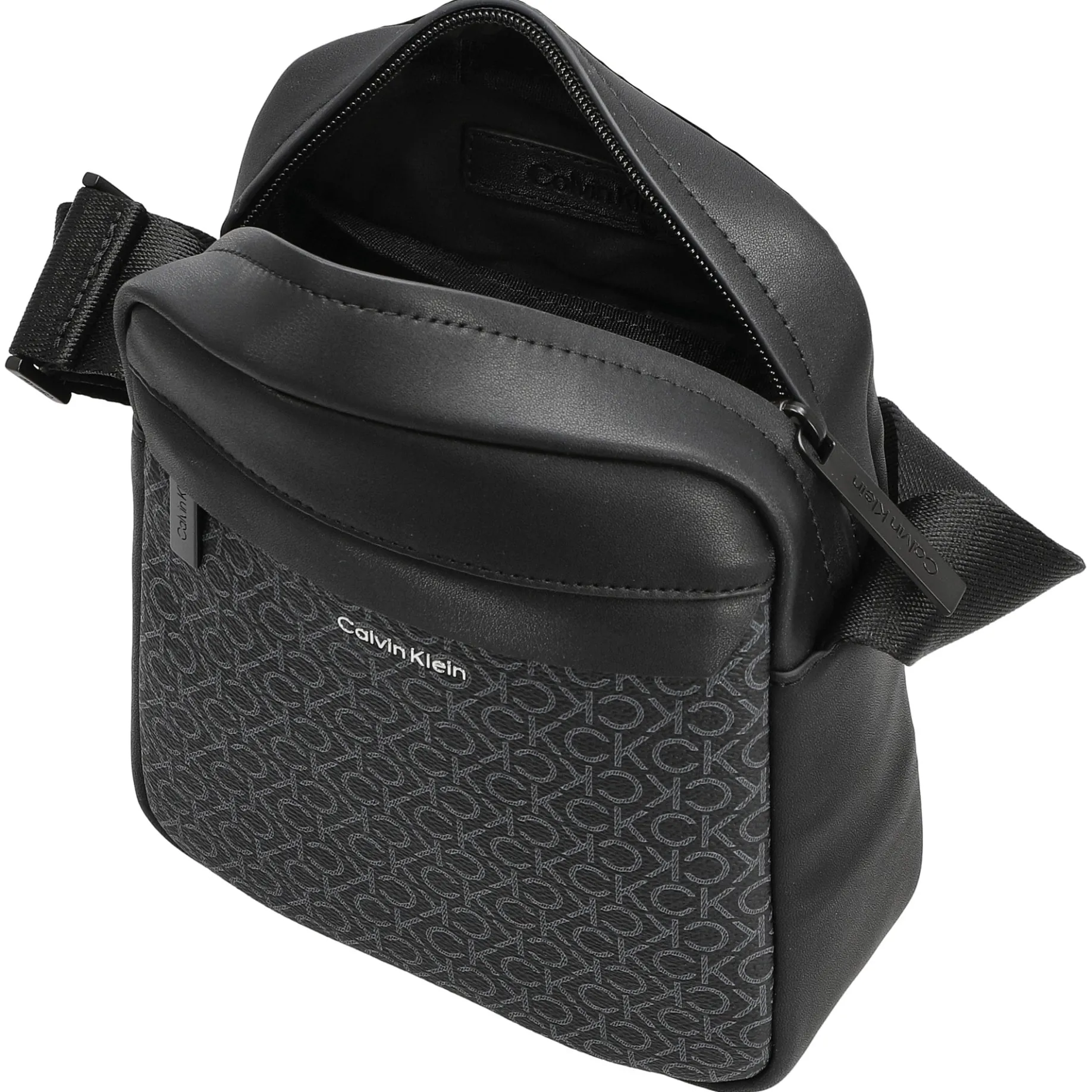 Must Mono Reporter - Umhängetasche S 24 cm (schwarz)