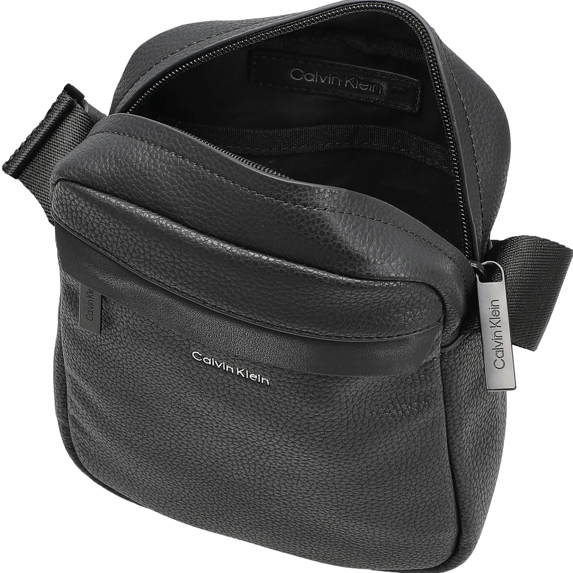 Must Reporter - Umhängetasche 24 cm (schwarz)
