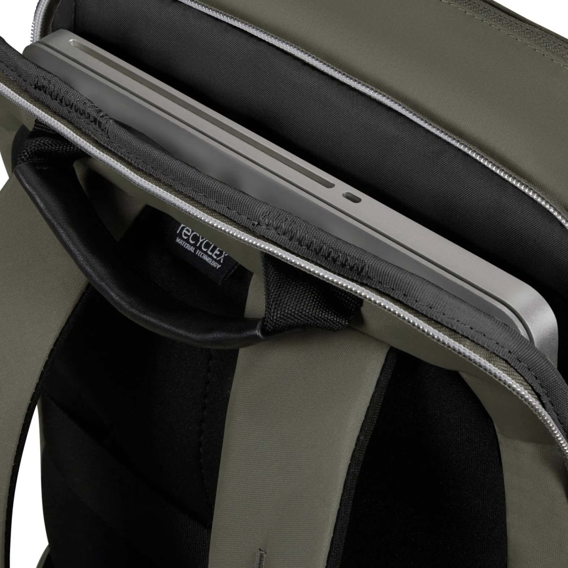 Ongoing - Rucksack 15.6" 42 cm (olive green)