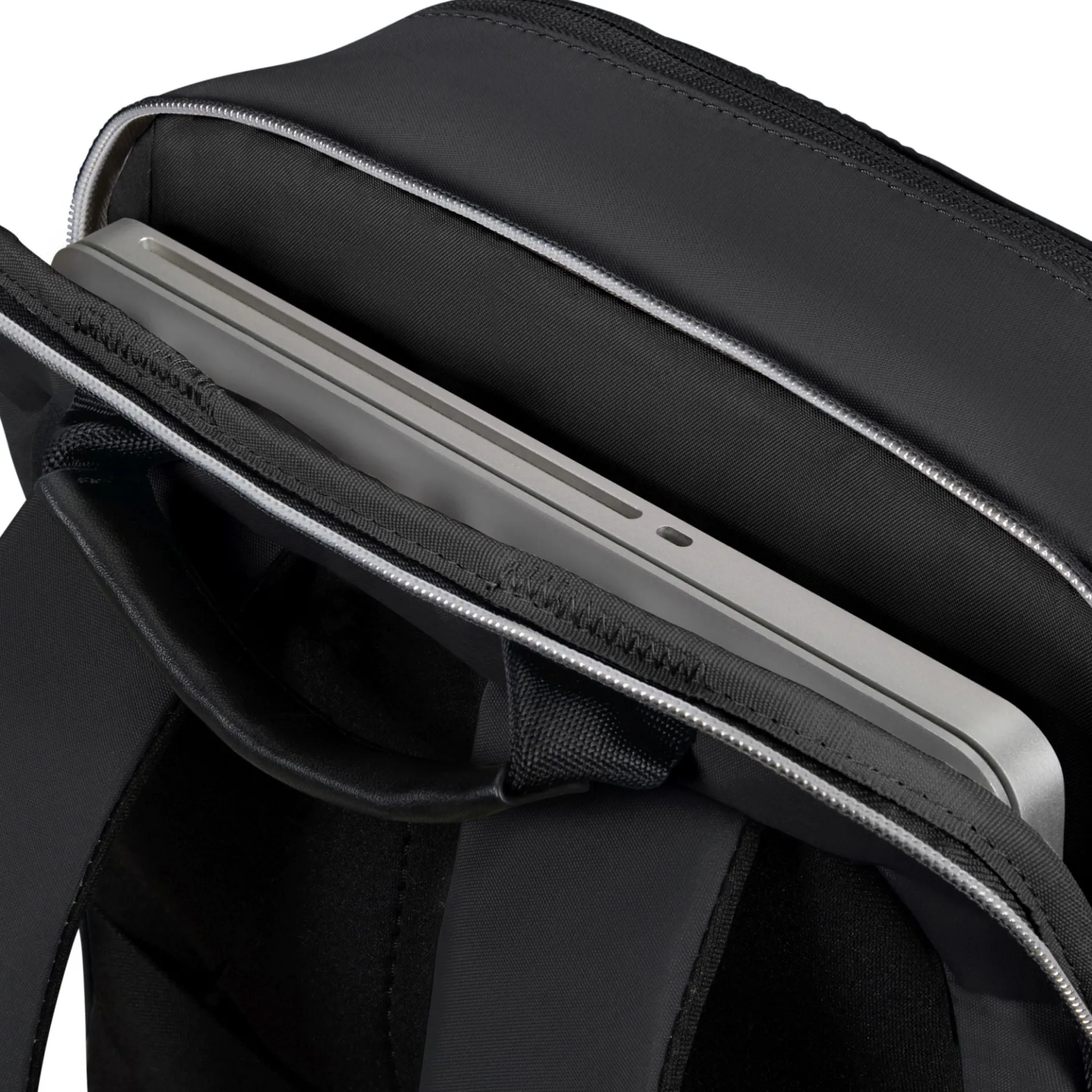 Ongoing - Rucksack 14.1" 38 cm (schwarz)