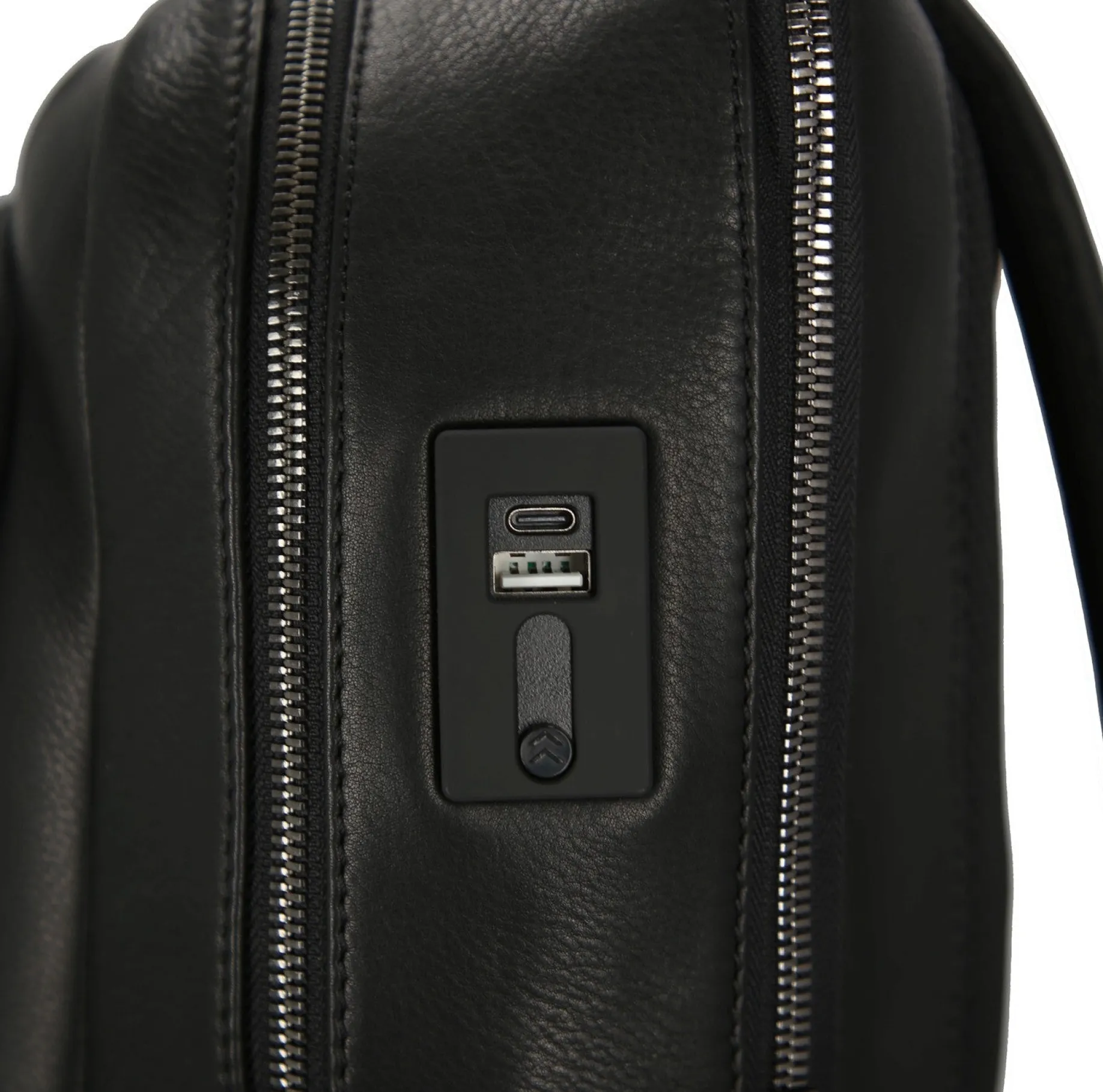Roadster Leather - Rucksack 16" L 47 cm (black)