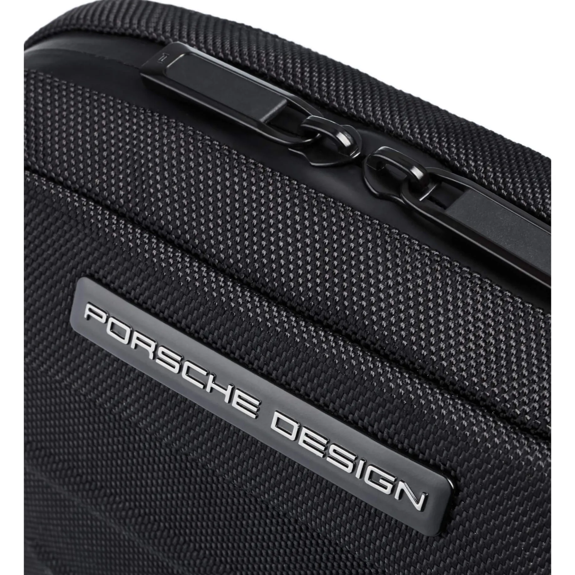 Roadster Pro - Schultertasche XS 25 cm (black)