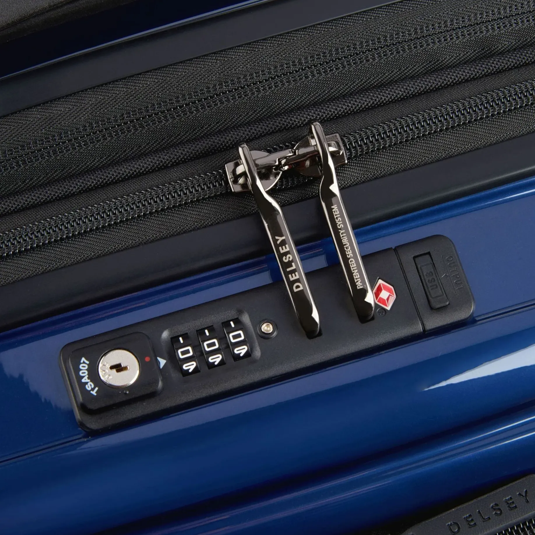 Shadow 5.0 - 4-Rollen-Kabinentrolley mit Vordertasche S 55 cm erw. USB (marineblau)