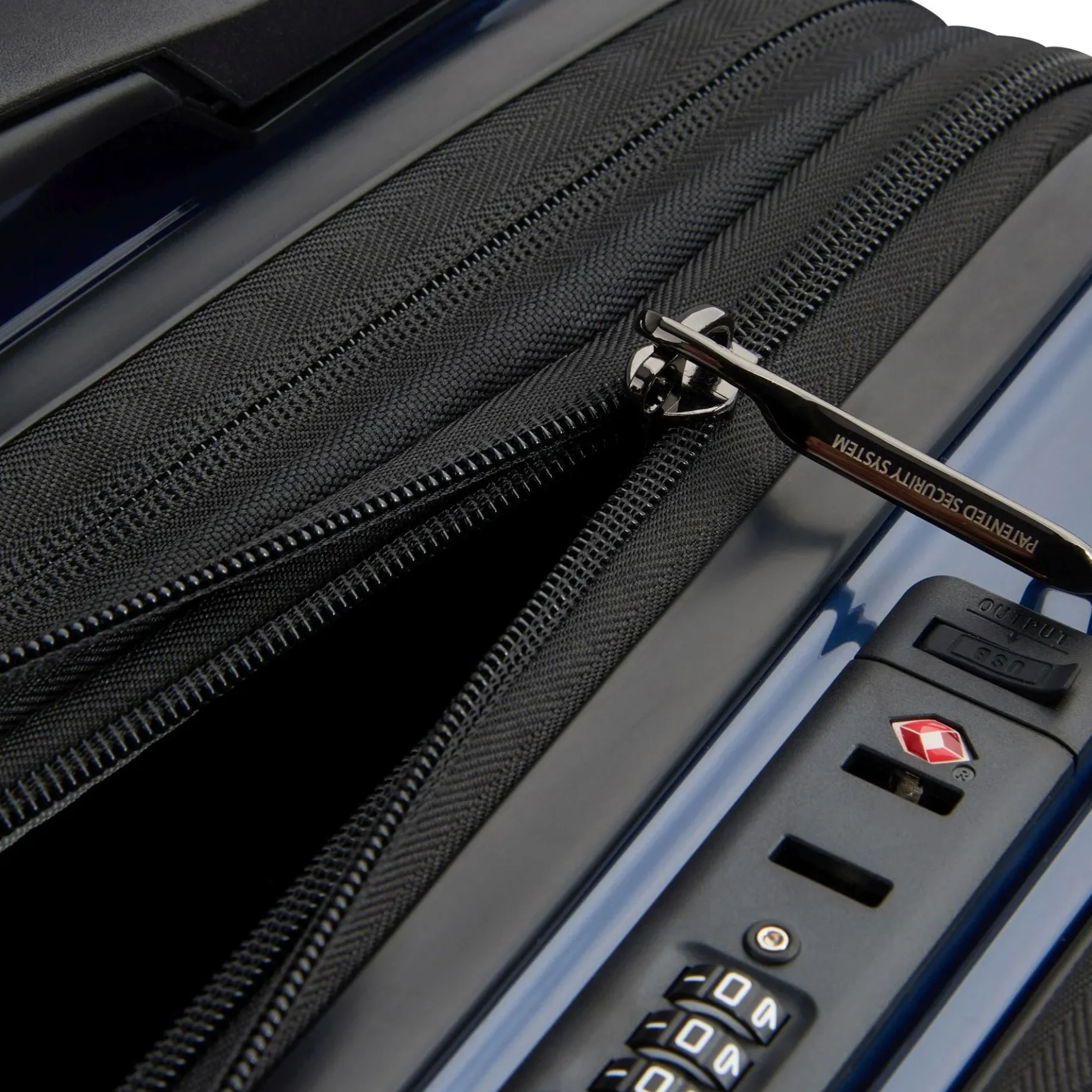 Shadow 5.0 - 4-Rollen-Kabinentrolley mit Vortasche S 55 cm erw. USB (marineblau)