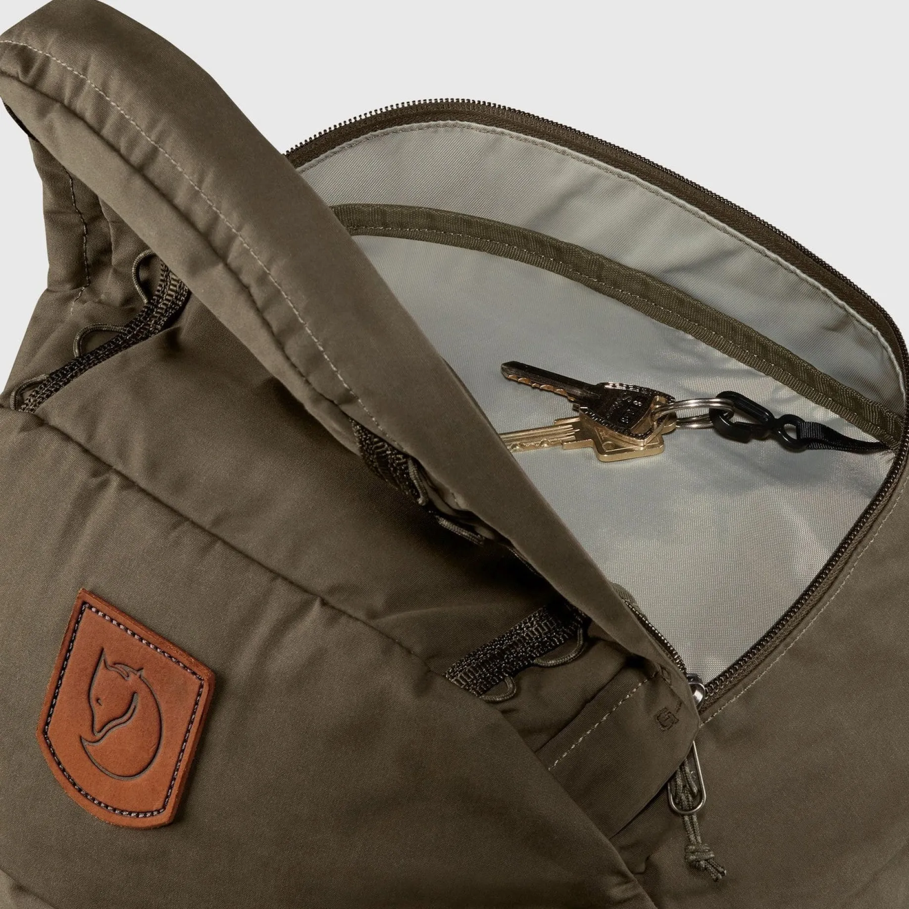 Singi 48 - Trekkingrucksack 67 cm (dark olive)