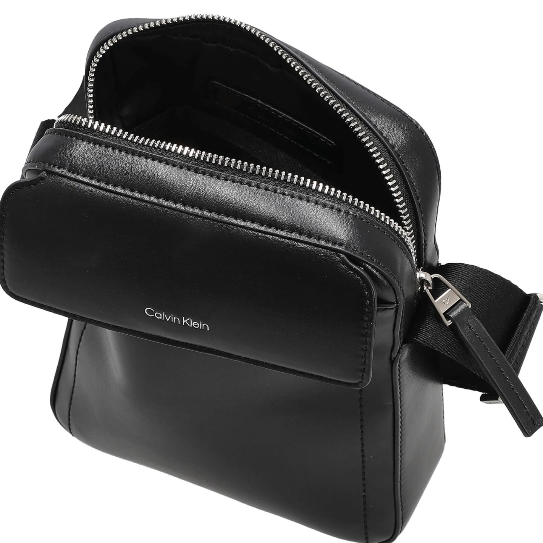 Sleek - Umhängetasche S 21 cm (ck black)