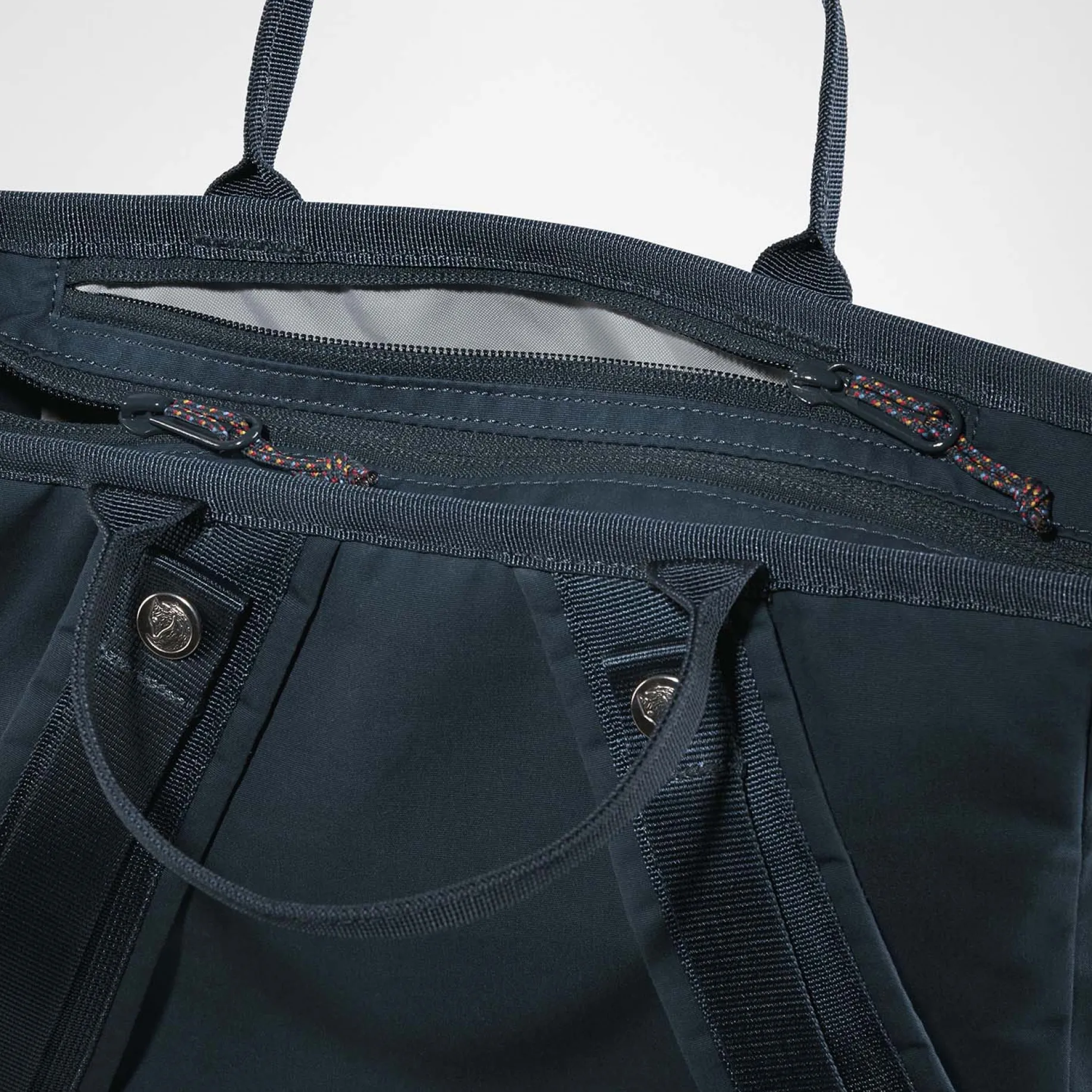 Vardag Totepack 20 - Umhängetasche 15" 43 cm (storm)