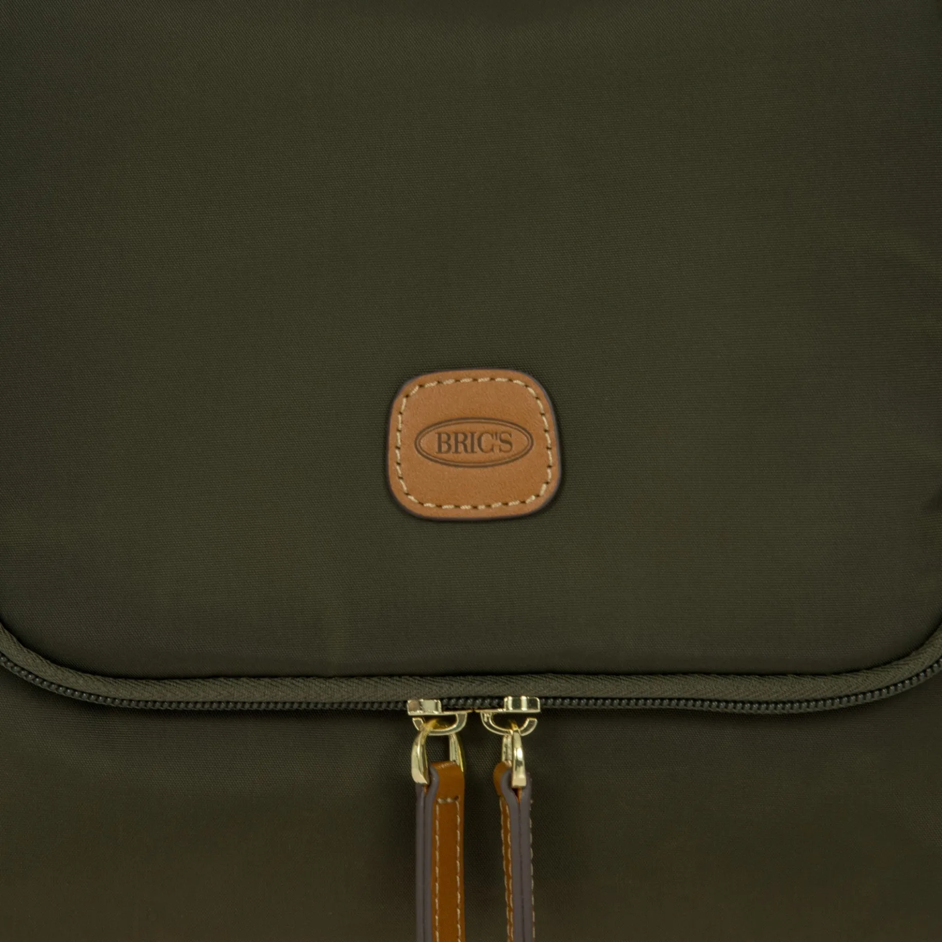 X-Travel - Kulturbeutel zum Aufhängen 27 cm (olive)